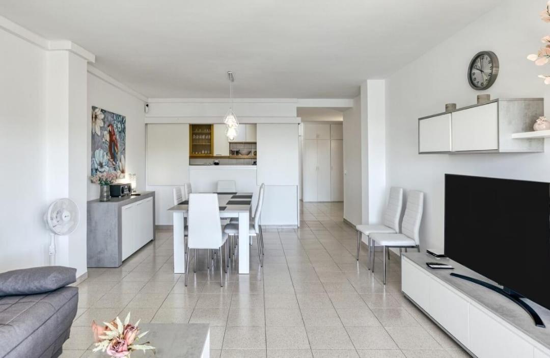 Apartamento Con Vistas A Mar Y Canal. Empuriabrava Eksteriør billede